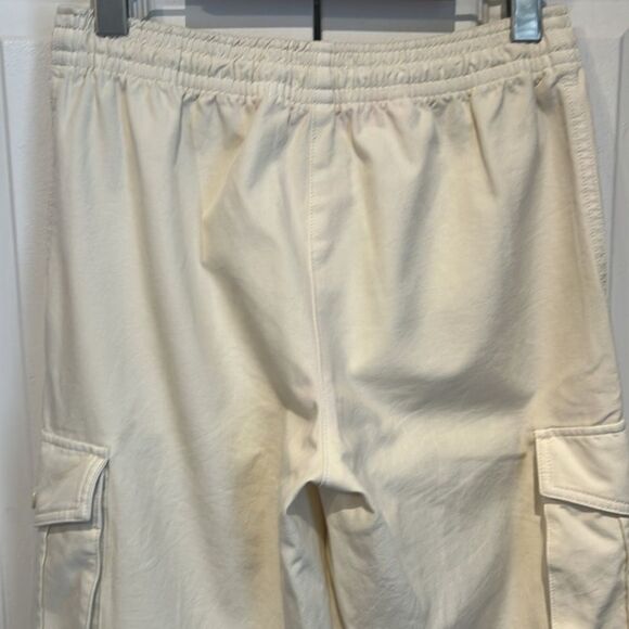 Aritzia Wilfred Free Cassian Cream Cargo Pants Size XS - Picture 10 of 14